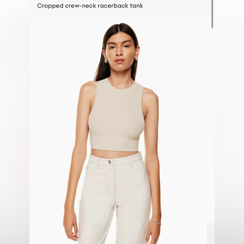 ARITIZIA BABATON CROPPED RACER BACK TANK NEVER WORN